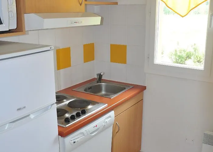 Hotel Domaine De Claire Rive - Terres De France 3*