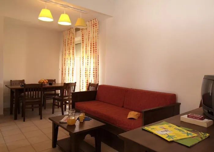 Hotel Domaine De Claire Rive - Terres De France Prayssac